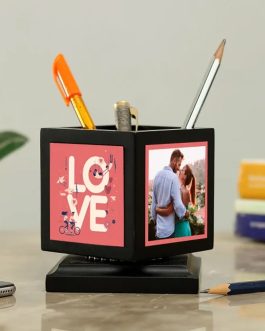 Personalized Wooden Rotating Pen Stand