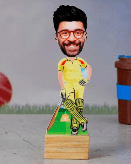 Cricketer Personalized Caricature Stand